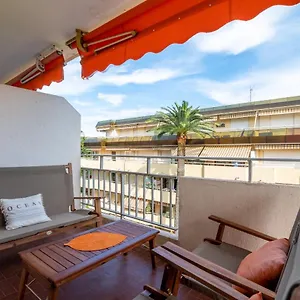 Grand T3 Juan Les Pins, 2 Balcons, Proche Plage Appartement